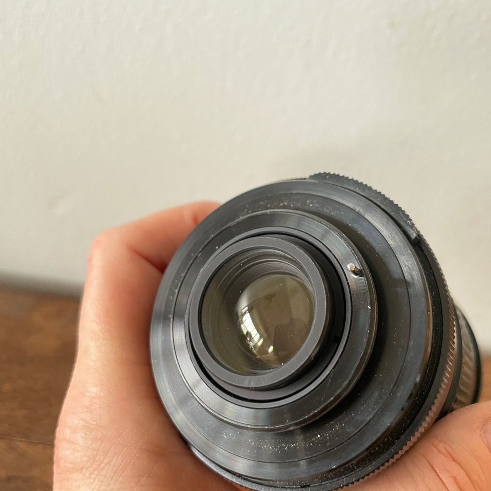 Vivitar 135mm 1:2.8 Auto Telephoto Lens - Picture 5 of 5